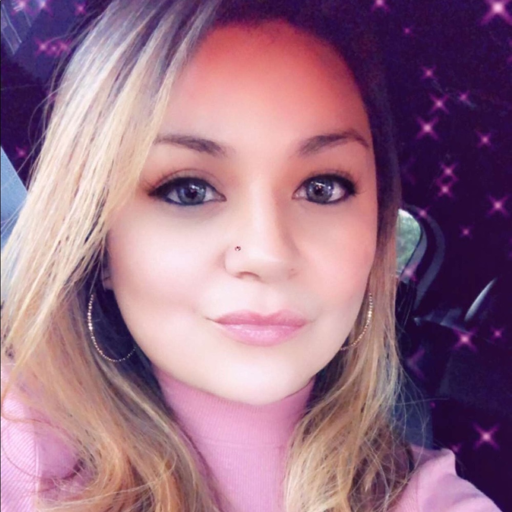 Meet your Posher, Lucille